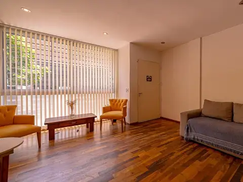VENTA CASA 5 AMBIENTES DE CATEGORIA EN OLIVOS