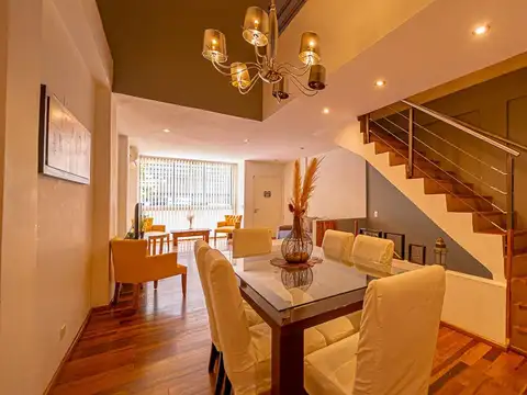 VENTA CASA 5 AMBIENTES DE CATEGORIA EN OLIVOS