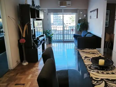 APTO CRÉDITO - Impecable 3 ambientes en inmejorable ubicación de Villa Urquiza!
