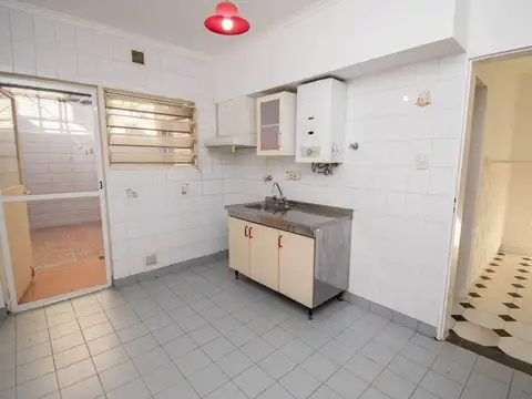 Depto Tipo Casa en Alquiler 26 años
