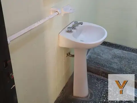 Depto Tipo Casa en Venta 40 años