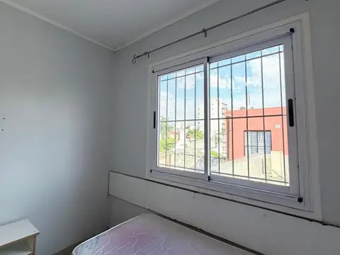 Departamento en Alquiler en Quilmes Oeste, $ 400.000