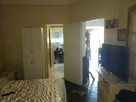  CASA CON GALPON JUNA MANUEL ROSAS 3500