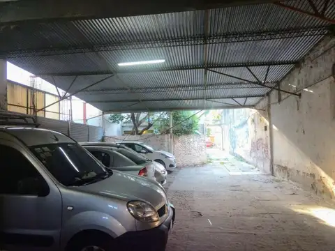 CASA CON GALPON JUNA MANUEL ROSAS 3500