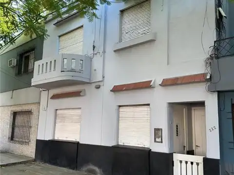 Oficina 5 ambientes con 2 baños