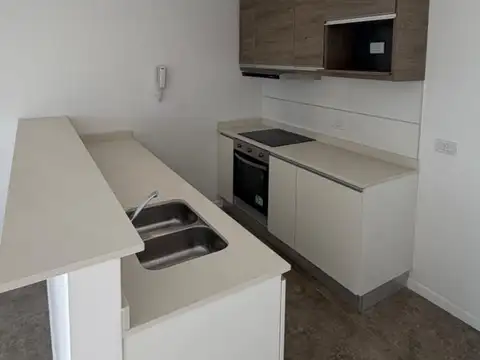 Departamento en Alquiler en Canning Center