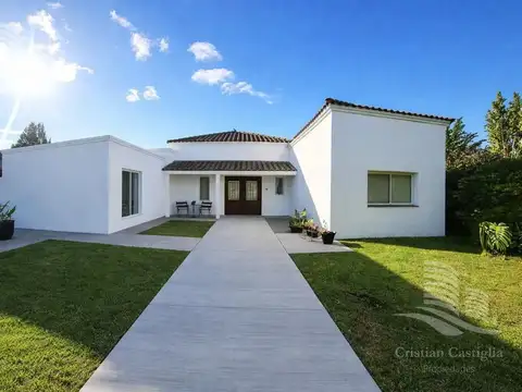 Casa en Venta en Villanueva, USD 380.000