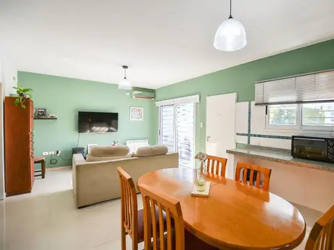 Casa en Venta en Manuel B Gonnet, USD 159.000