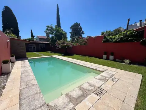 ALQUILER CASA 4 AMBIENTES PARQUE PILETA PARRILLA