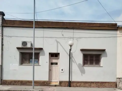 CASA EN VENTA! 2 DORM. - CIUDAD DE VICTORIA, E.R.