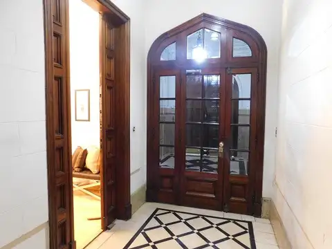 Semipiso de 3 ambientes con dependencias 