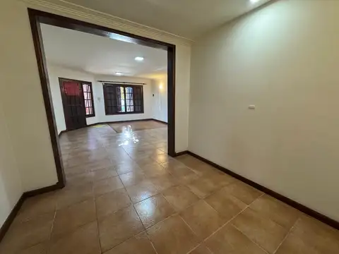 Depto Tipo Casa 4 ambientes con 1 baño