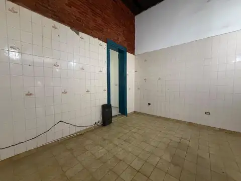 Local en Alquiler en Centro  - Campana, $ 400.000