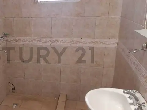 Depto Tipo Casa en Venta en Bernal, USD 35.000