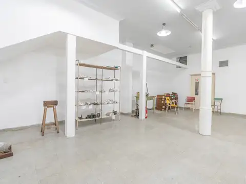 Oficina en Venta 60 años