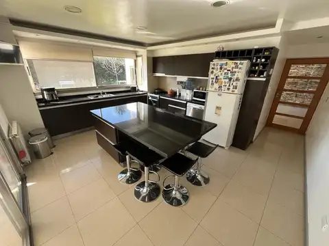 Casa en Venta al Oeste