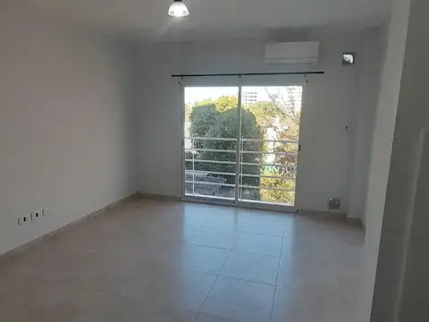 Maestro Angel D Elia al 600