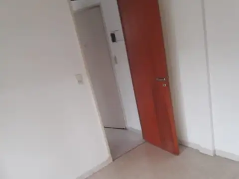 Leopardi 300, Piso 2