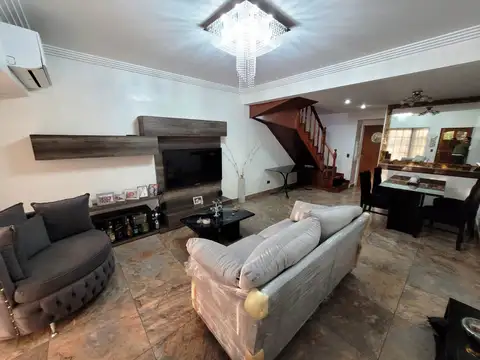 Casa en Venta en Parque Chacabuco, USD 250.000