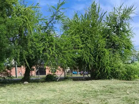 Terreno en Venta en Los Hornos, $ 15.000