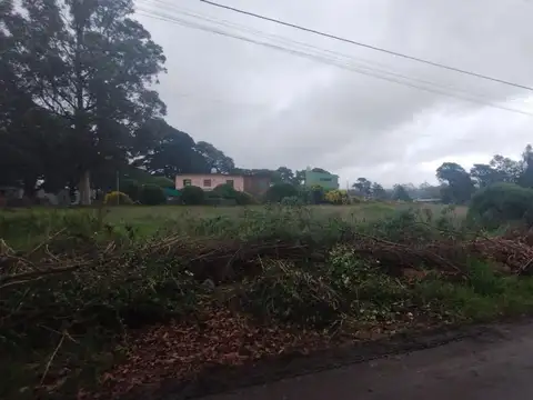 Dos lotes a 7 cuadras de la Costa. Acantilados.