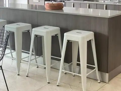 Departamento en Alquiler con 2 cocheras