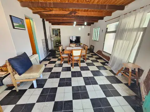Casa en Venta con 1 cochera