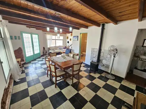 Casa en Venta con 1 cochera