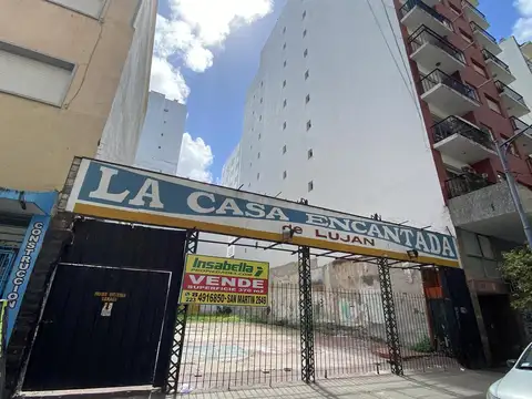 Corrientes 2155, entre Av. Colon y Bolivar