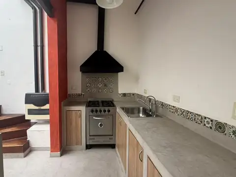 Depto Tipo Casa en Alquiler al Noreste
