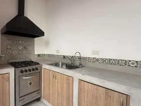 Depto Tipo Casa 4 ambientes con 1 baño