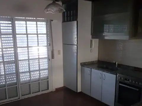 Depto Tipo Casa 3 ambientes con 1 baño