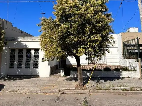 Casa en Venta en Zarate, USD 155.000