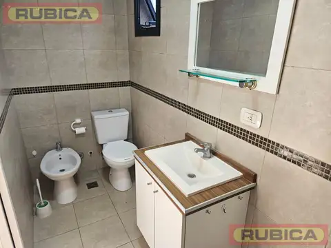 Departamento en Alquiler con 1 cochera