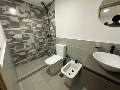 Santiago Temple 100, Piso 8