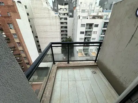 Santiago Temple 100, Piso 8