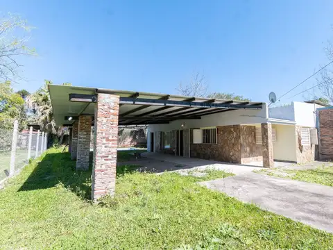 Se vende casaquinta en altos del sauce!