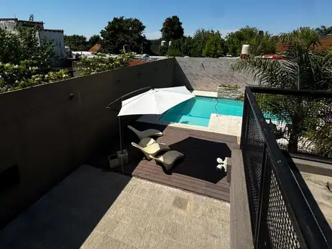 Casa en Venta con 1 cochera