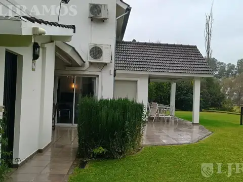 VENTA LINDA CASA ! Barrio Larena Country Club