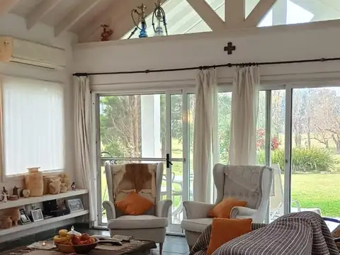 VENTA LINDA CASA ! Barrio Larena Country Club