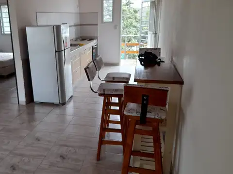Depto Tipo Casa 2 ambientes con 1 baño