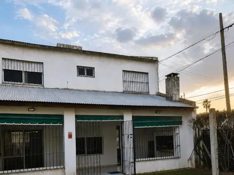 Casa en Alquiler de 4 dormitorios