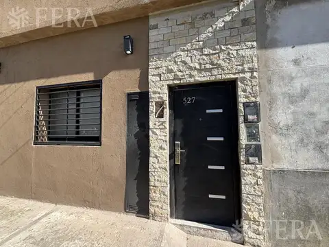 Alquiler PH 3 ambientes con terraza  en Sarandi