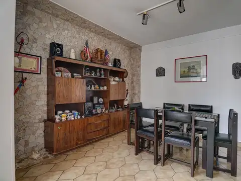 Depto Tipo Casa en Venta de 4 ambientes