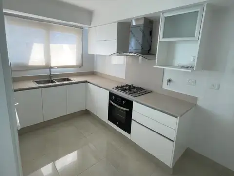 Departamento 3 ambientes con 3 baños