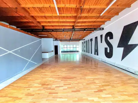 Oficina en Alquiler en Ramos Mejia, $ 2.200.000