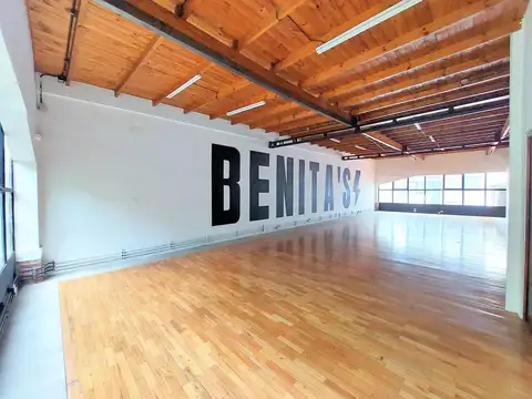 Oficina Monoambiente con 4 baños