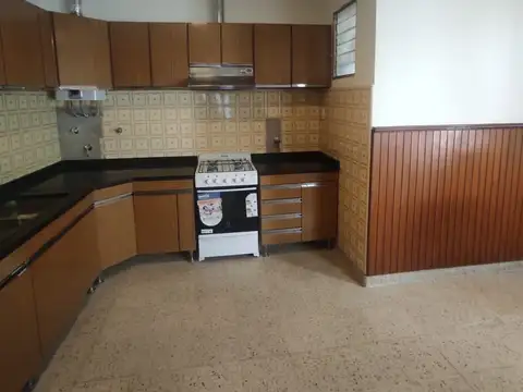 Depto Tipo Casa en Alquiler al Oeste