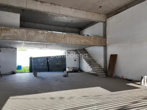 Local  en Alquiler en Moreno