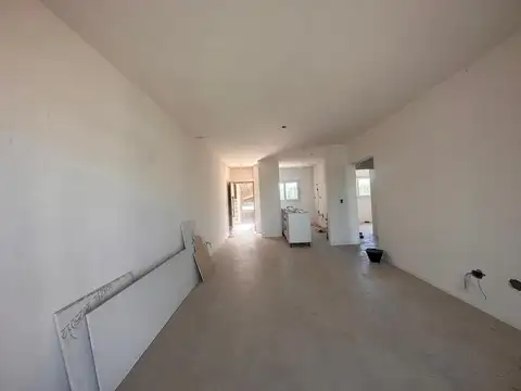 Departamento 3 ambientes con 2 baños